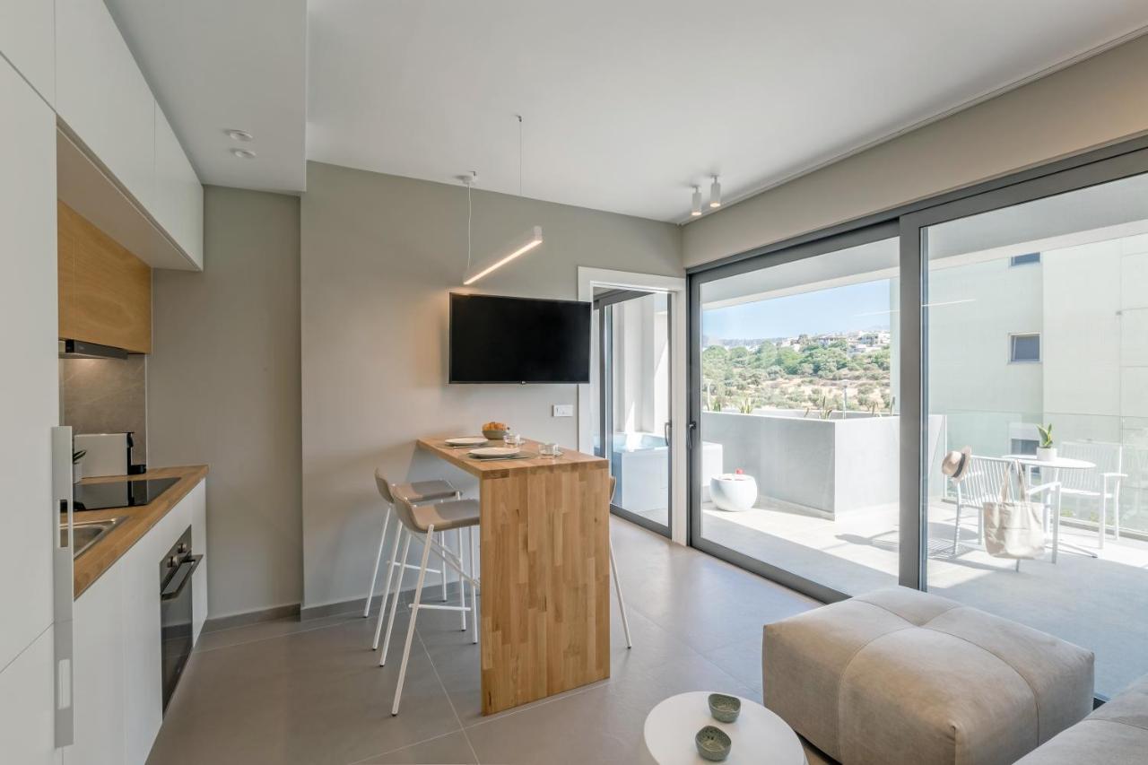 خانيا Noemie Luxury Suites الغرفة الصورة