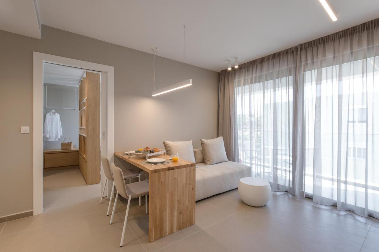 خانيا Noemie Luxury Suites الغرفة الصورة